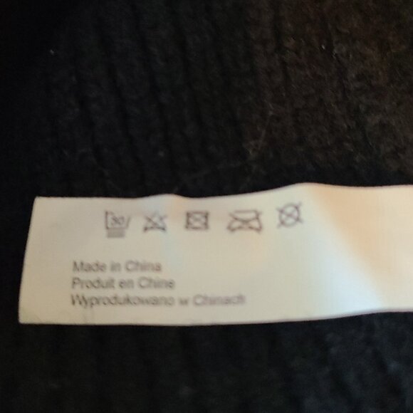 S. OLIVER KNIT CAP BLACK ONE SIZE - Picture 5 of 8